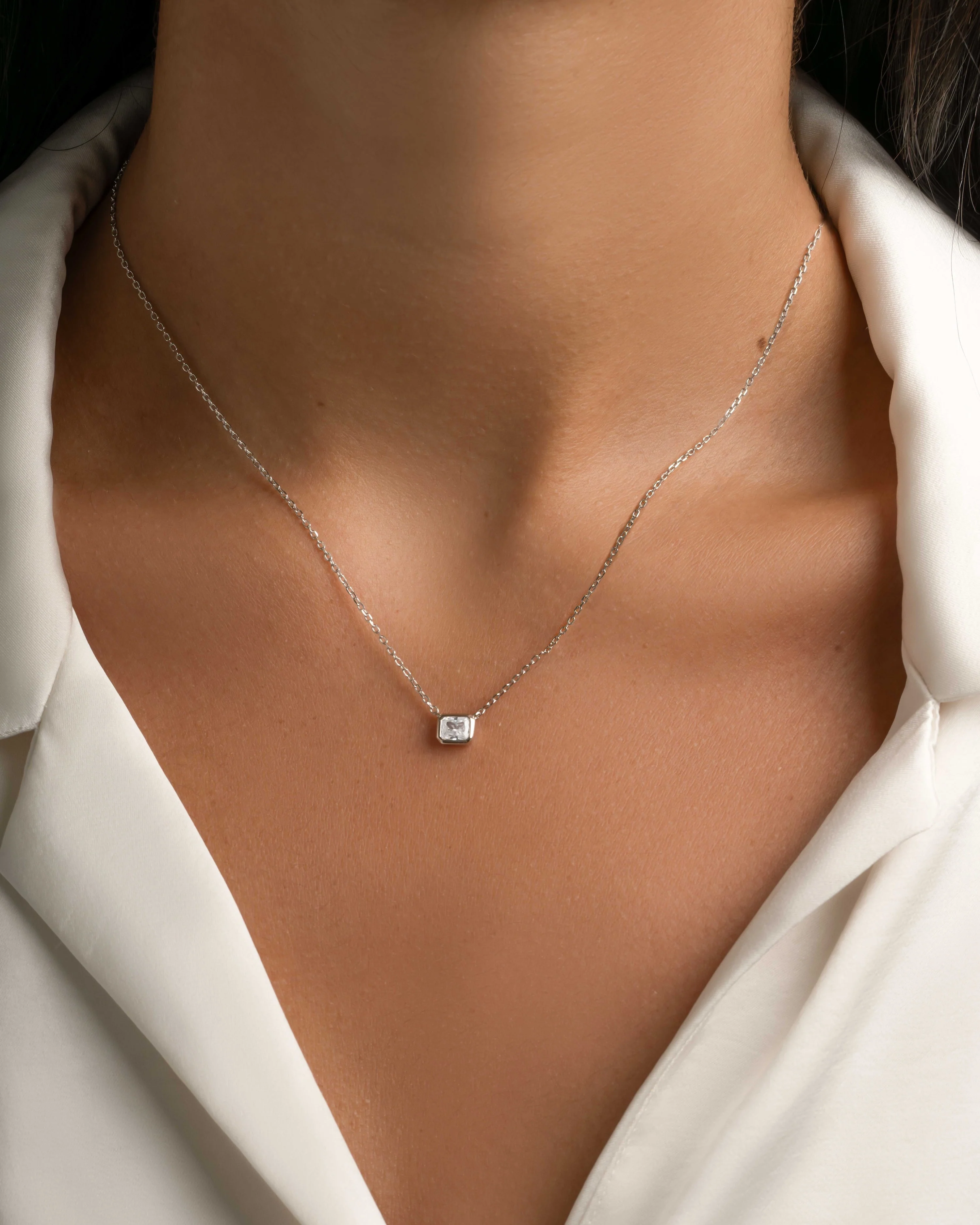Radiant Bezel Necklace - Image 4