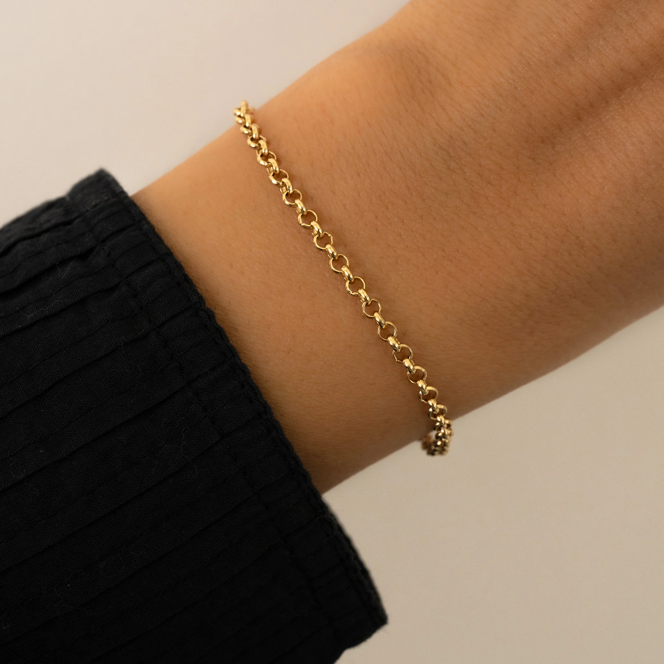 Rolo Chain Bracelet - Image 2