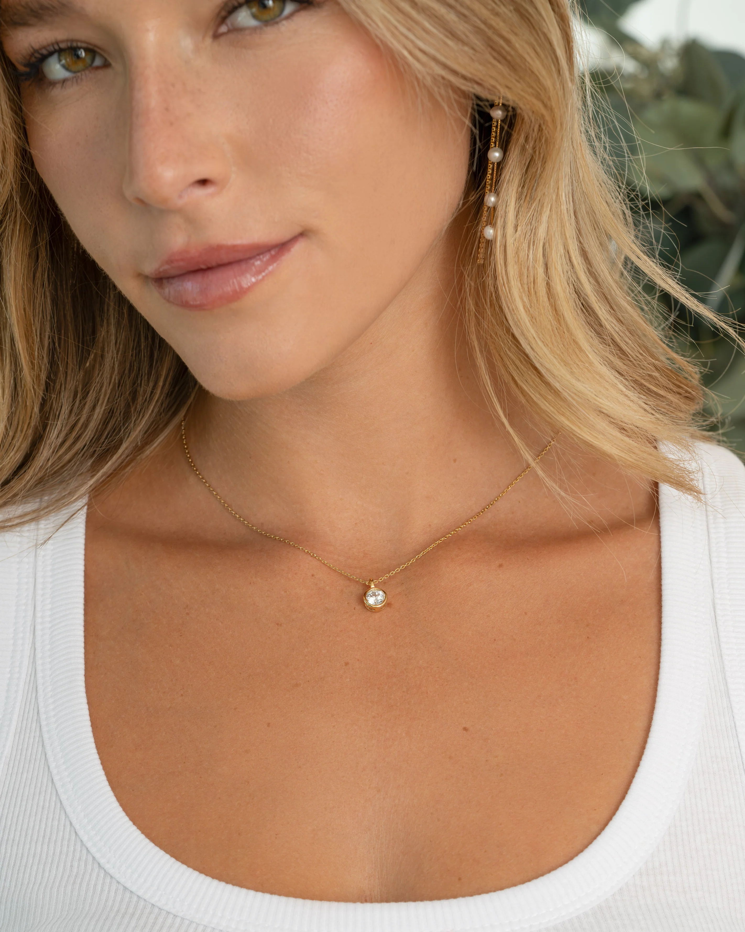 Round Bezel Necklace - Image 4