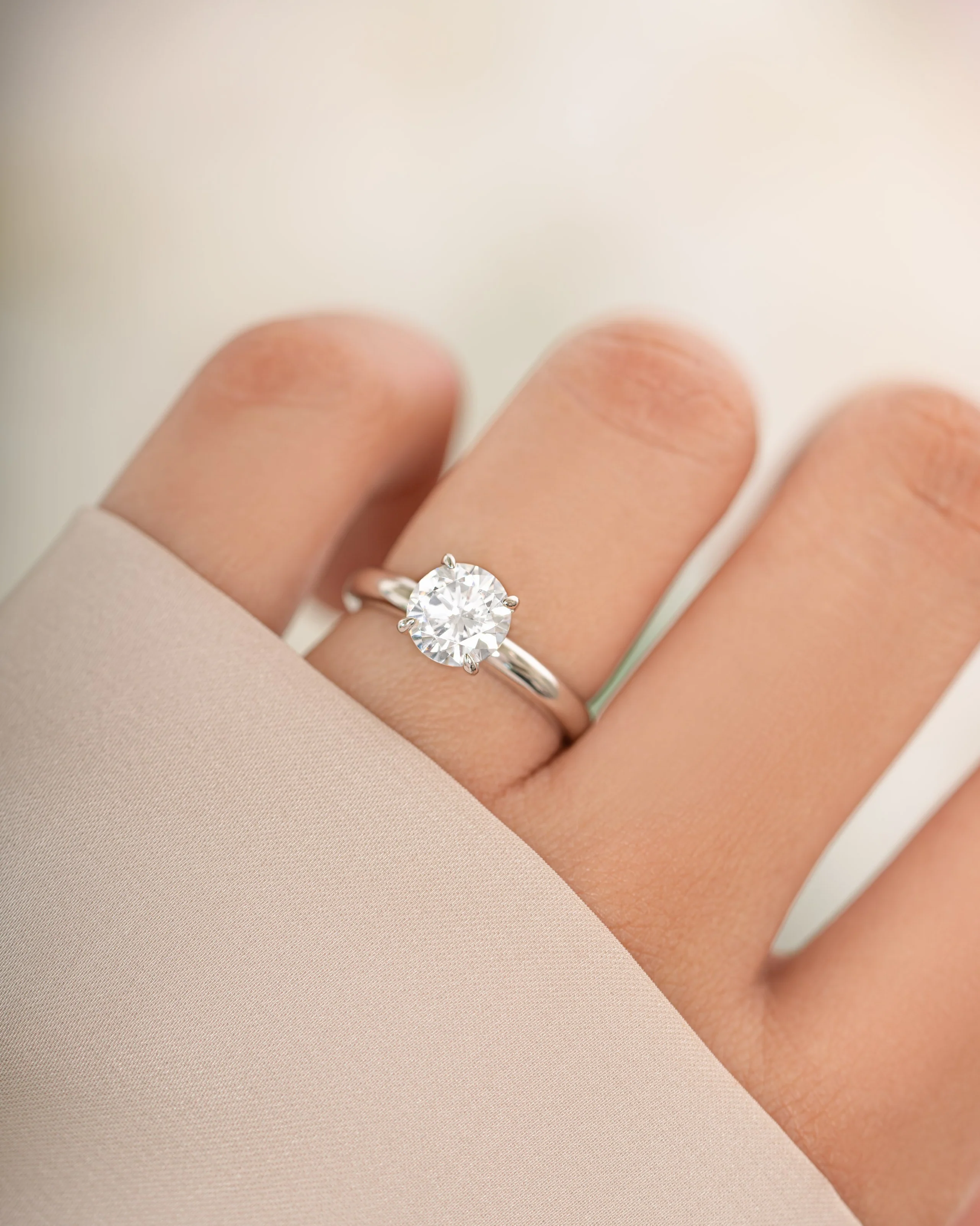 Round Solitaire Ring - Image 4
