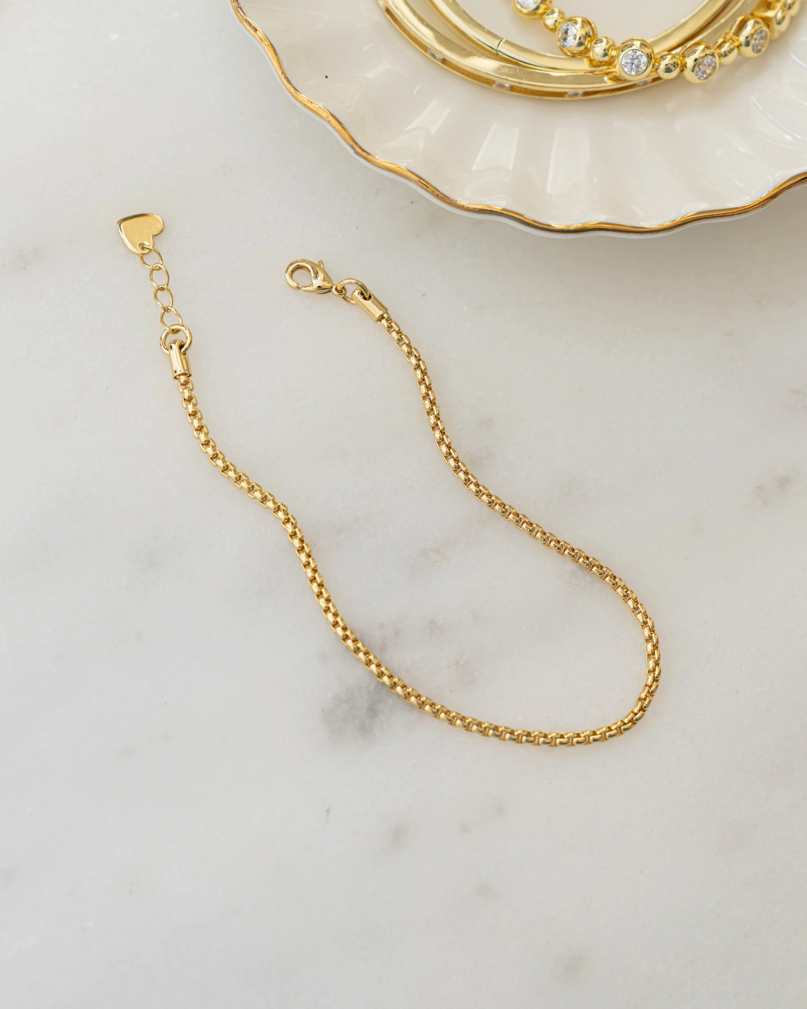 Rounded Box Chain Bracelet - Image 10