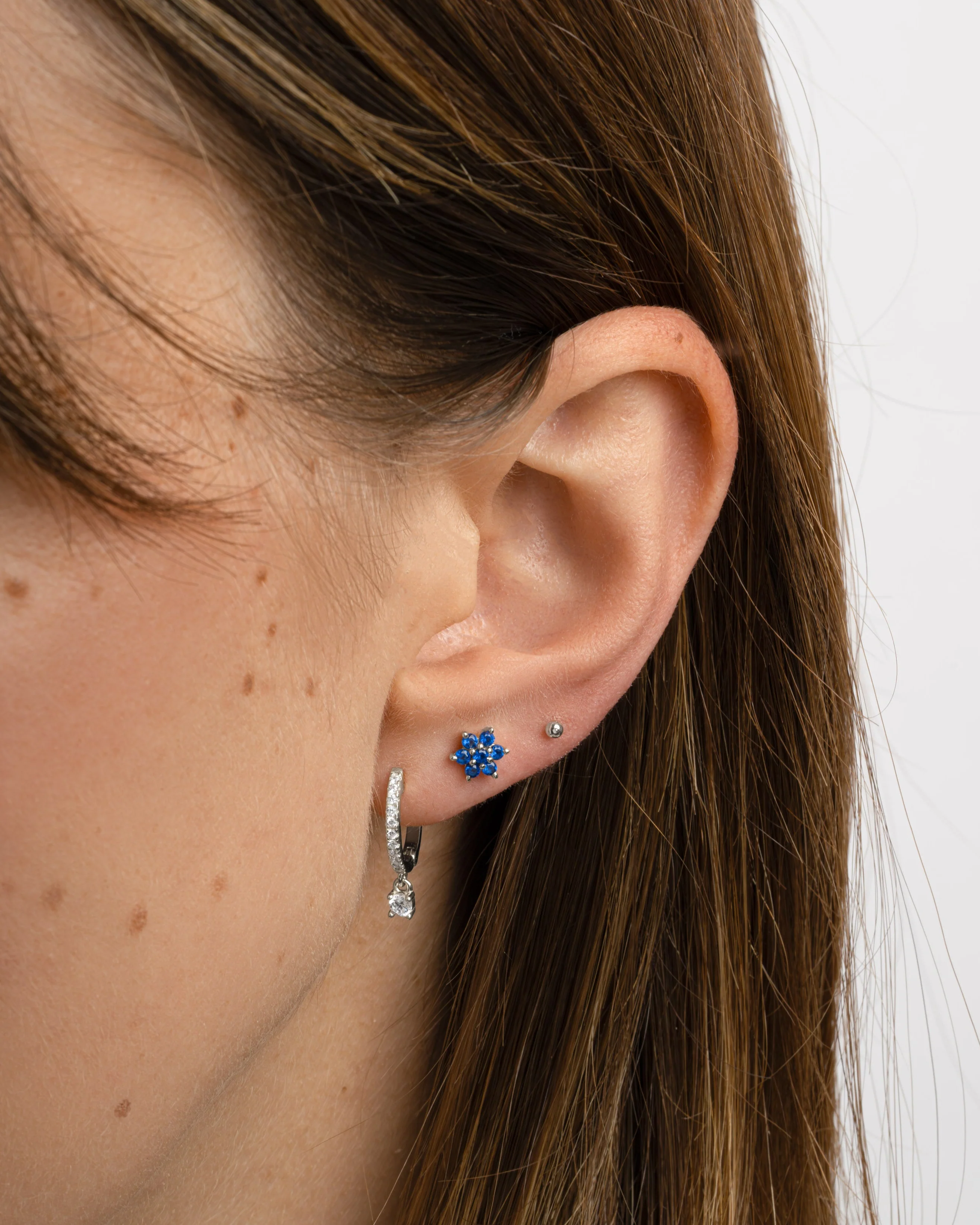 Sapphire Flower Studs - Image 4