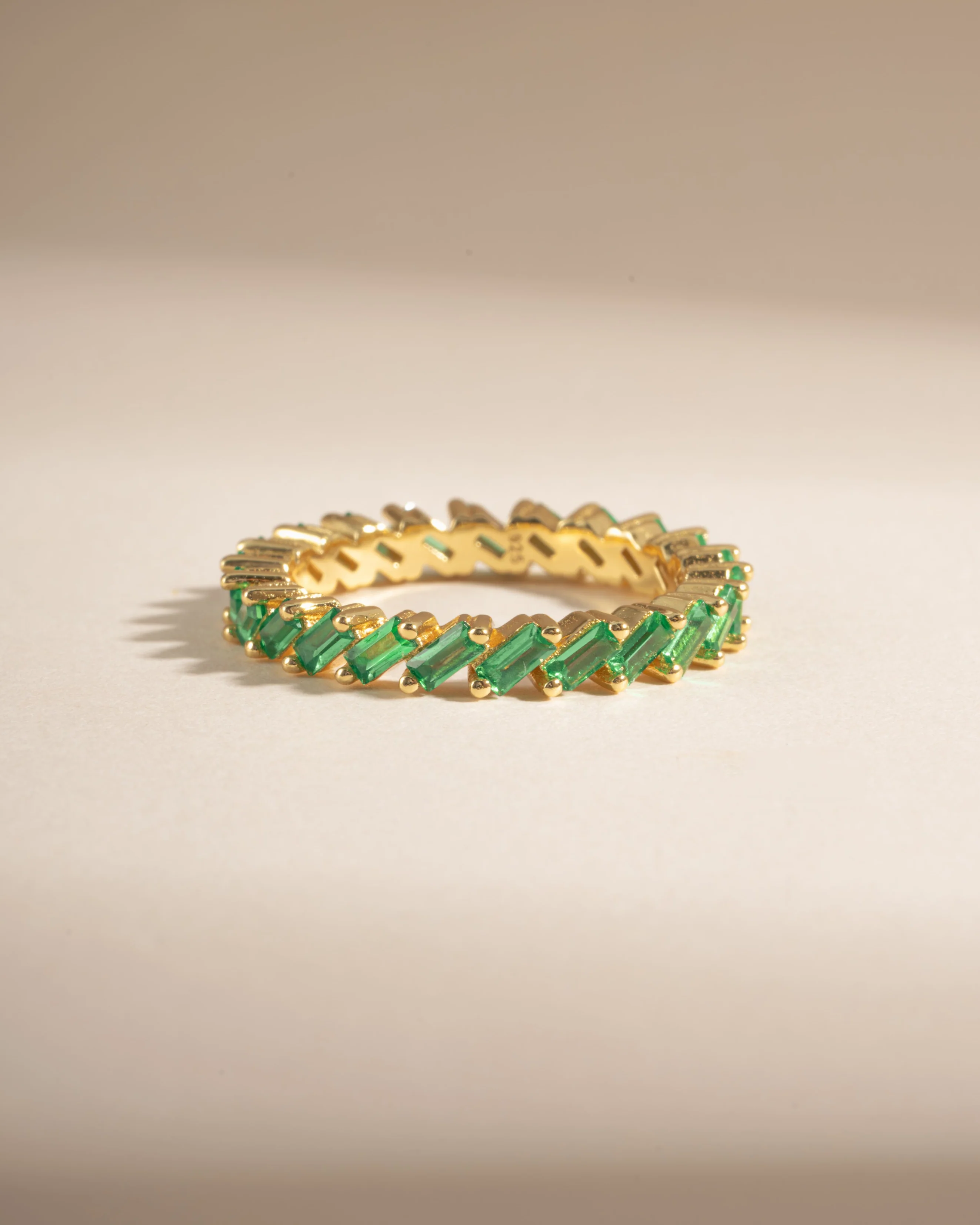 Slanted Emerald Baguette Ring - Image 7