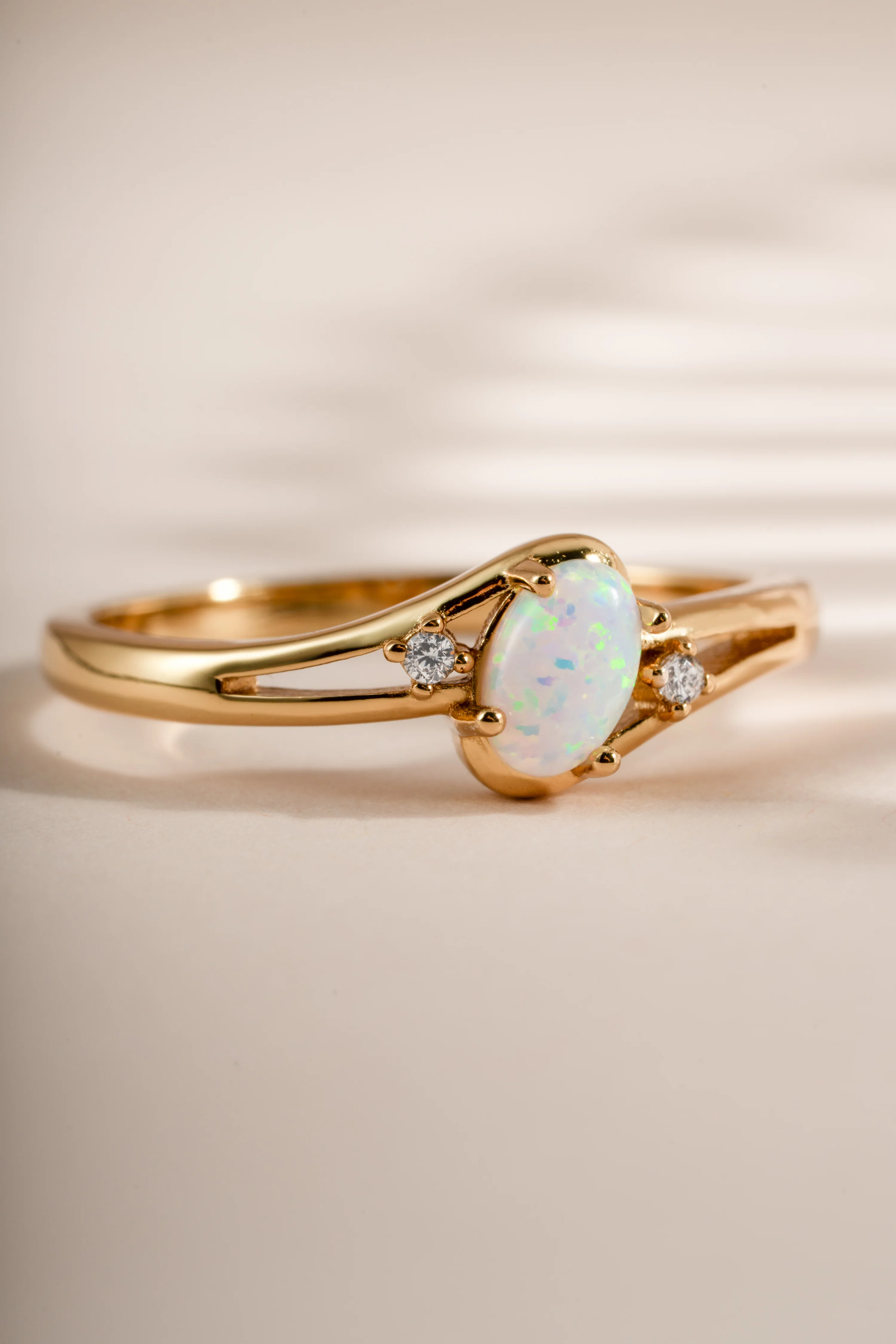 Small Oval Opal Ring - Image 5