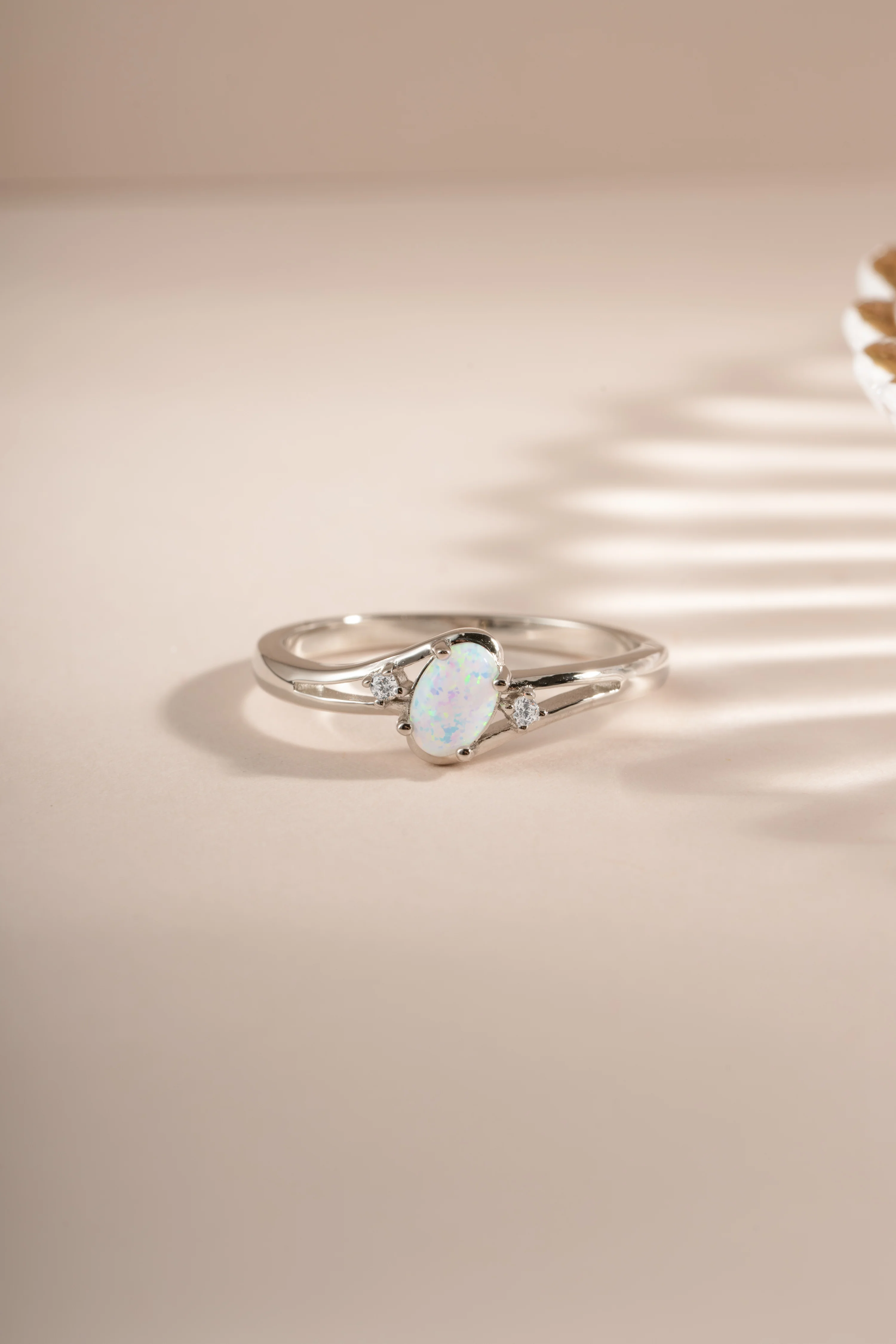 Small Oval Opal Ring - Image 6