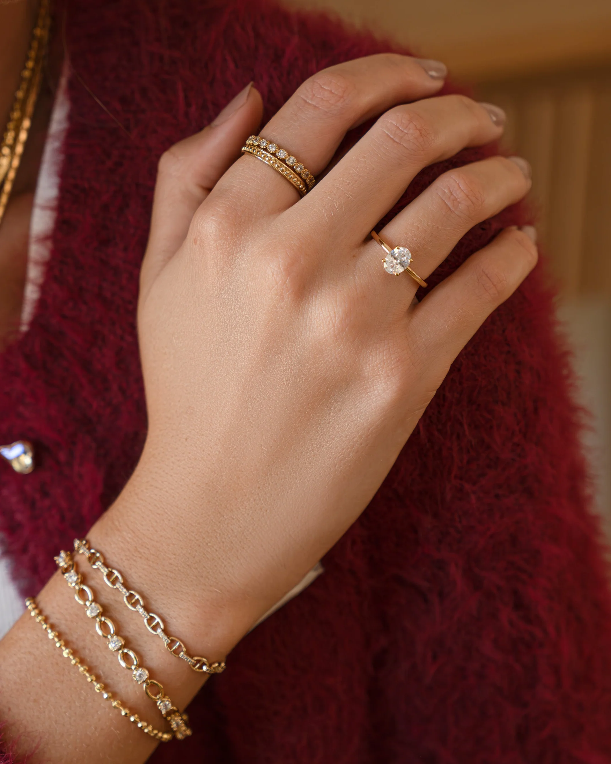 Solitaire Oval Ring - Image 5
