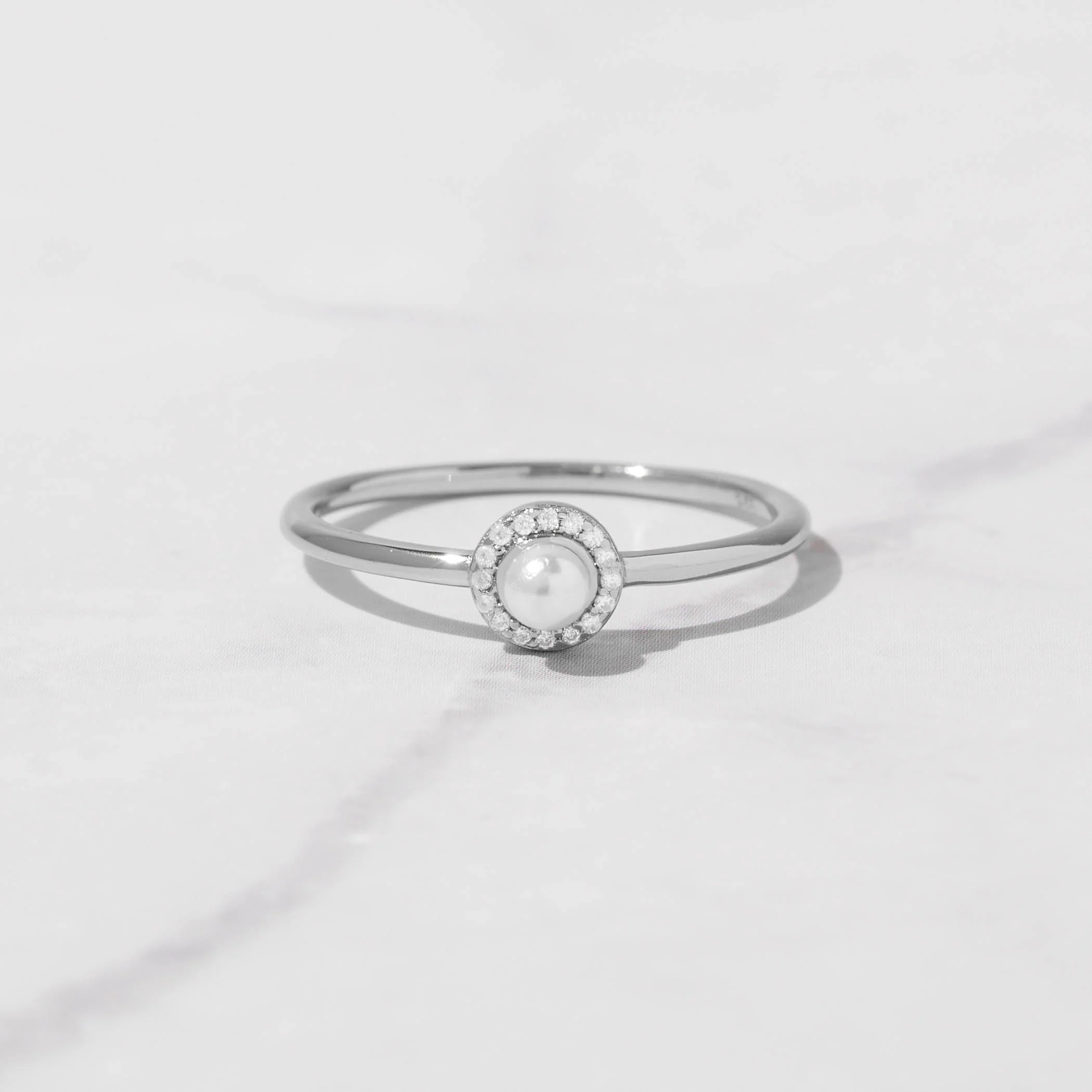 Solitaire Pearl Ring - Image 7