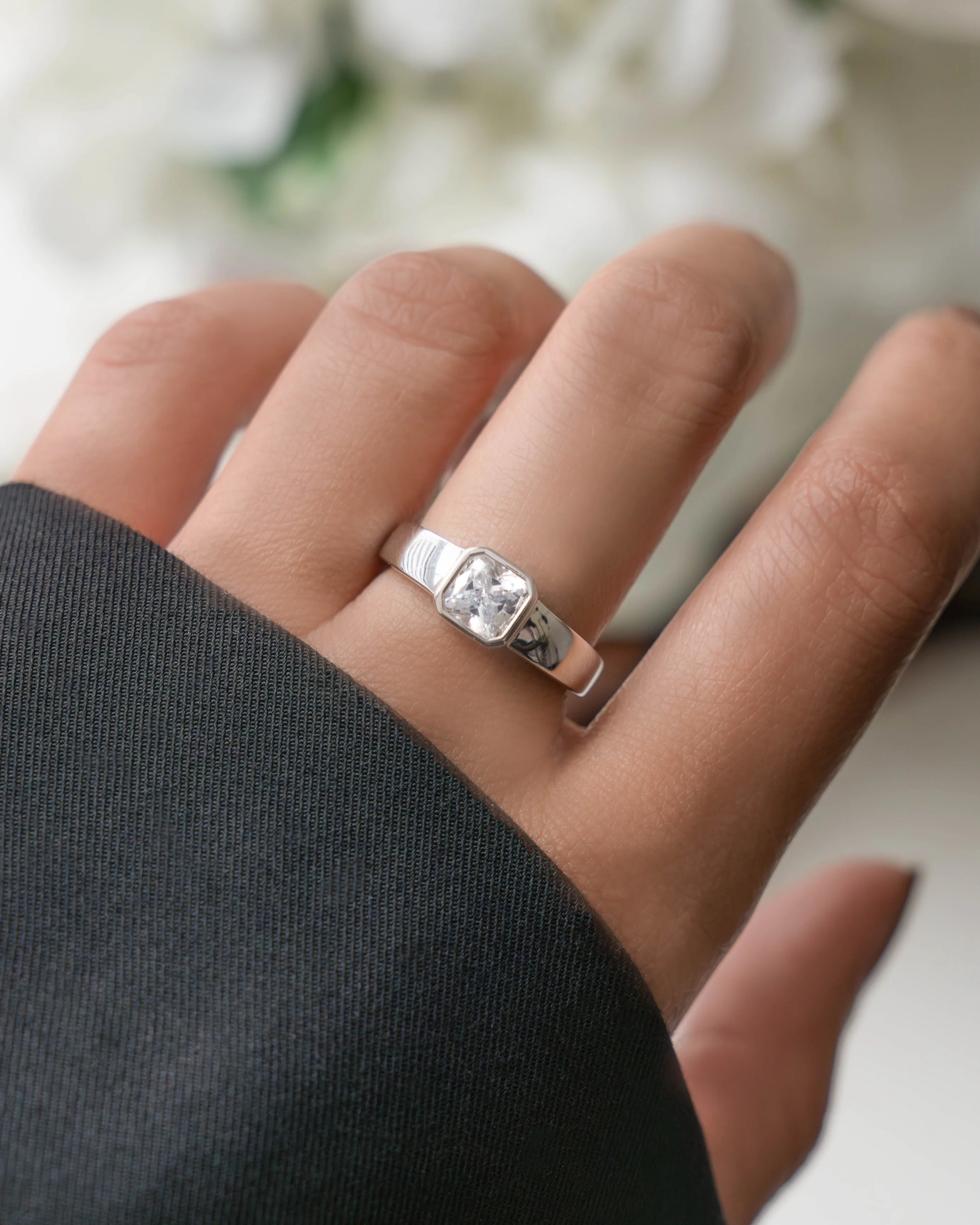 Square Bezel Dome Ring - Image 3