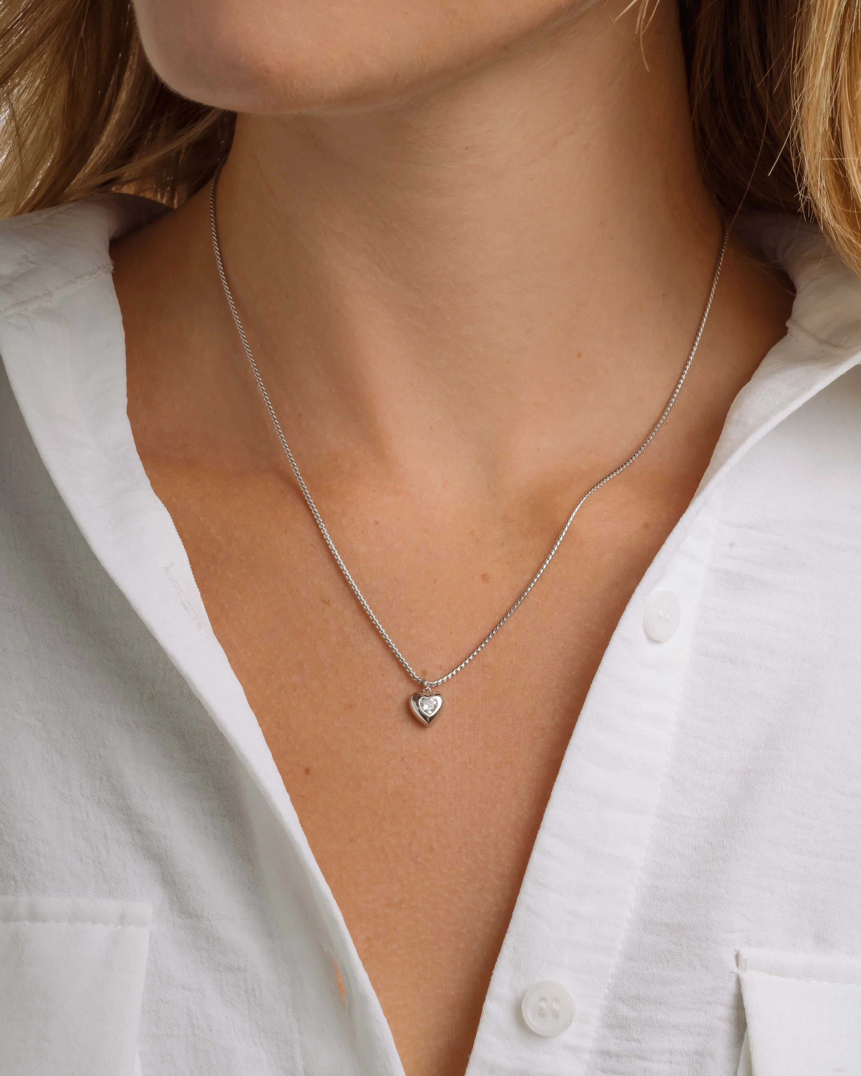 Stephy Heart Pendant Necklace - Image 4