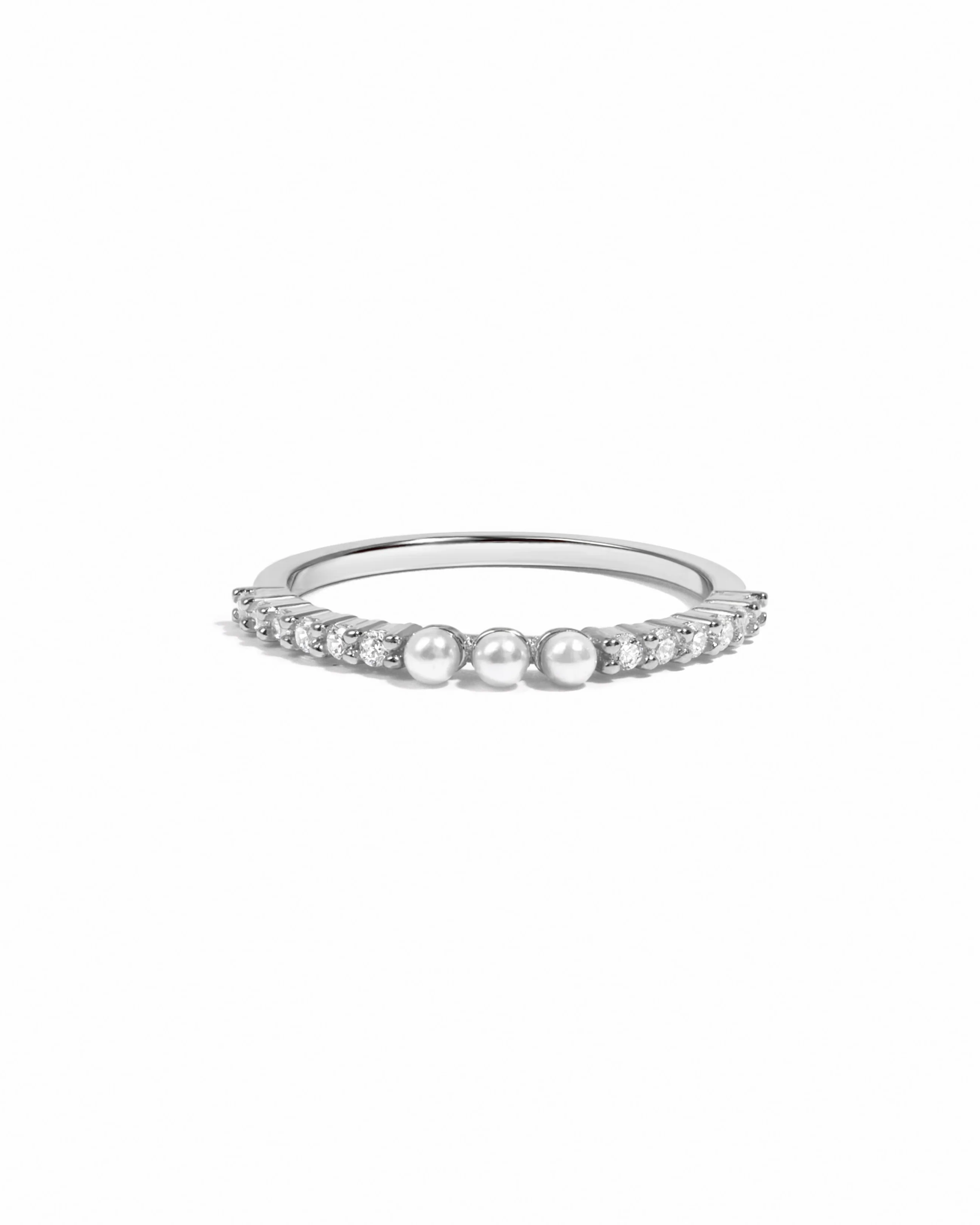 Three Pearl Ring - Image 10