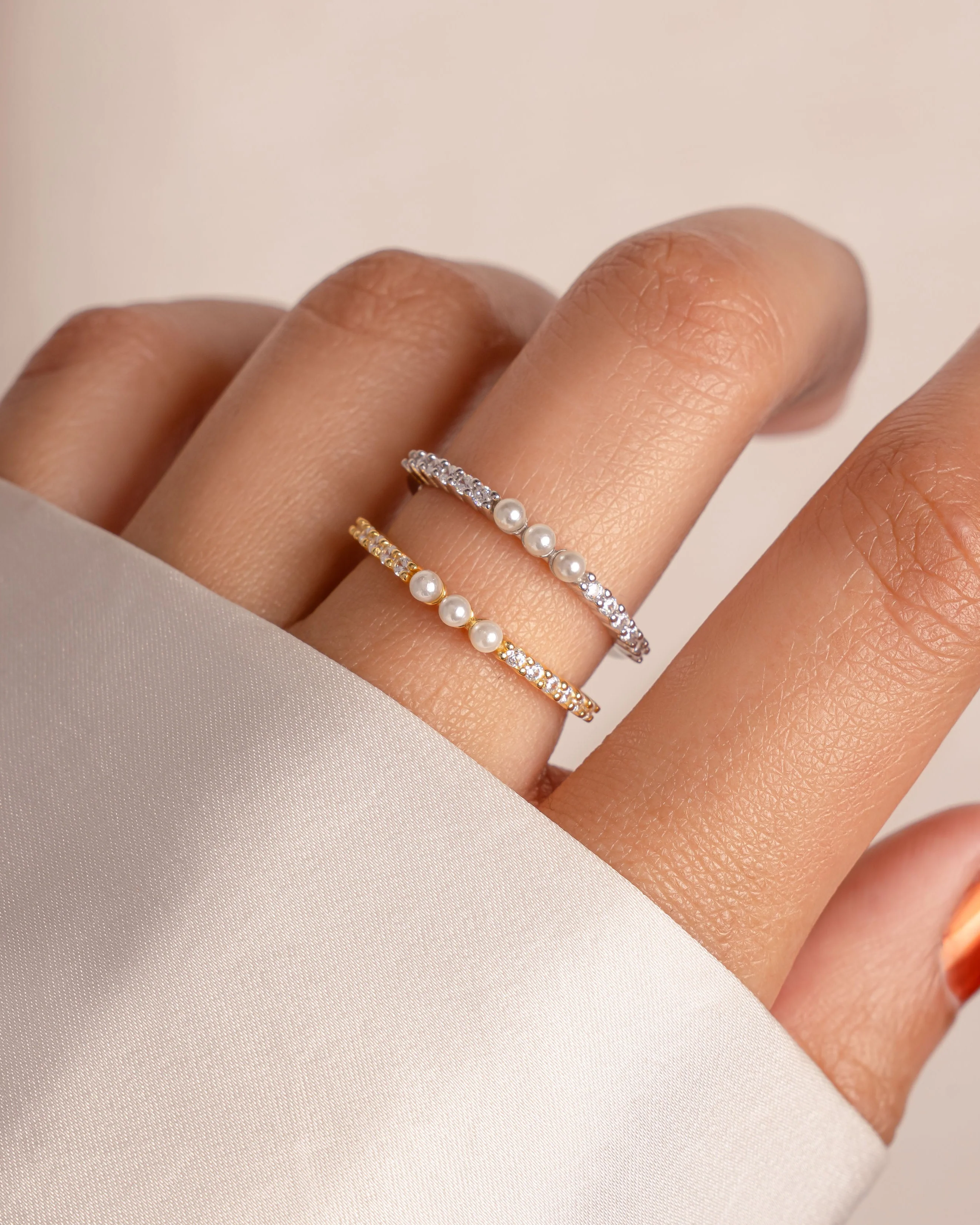 Three Pearl Ring - Image 6