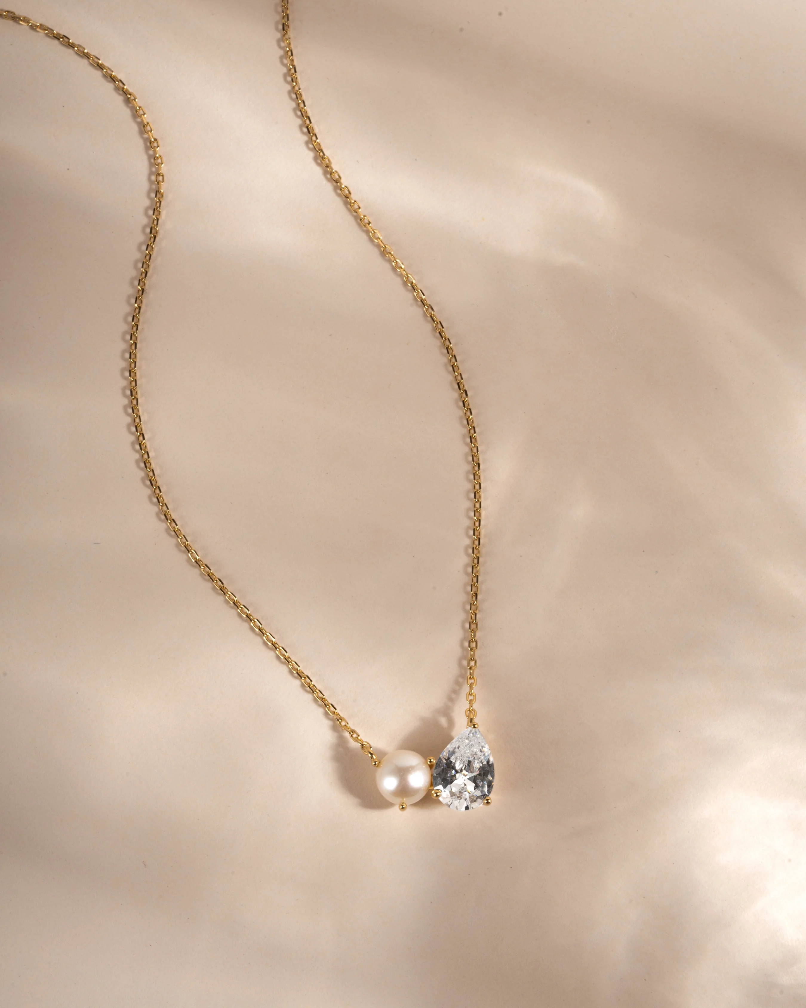 Toi et Moi Pearl Necklace - Image 7