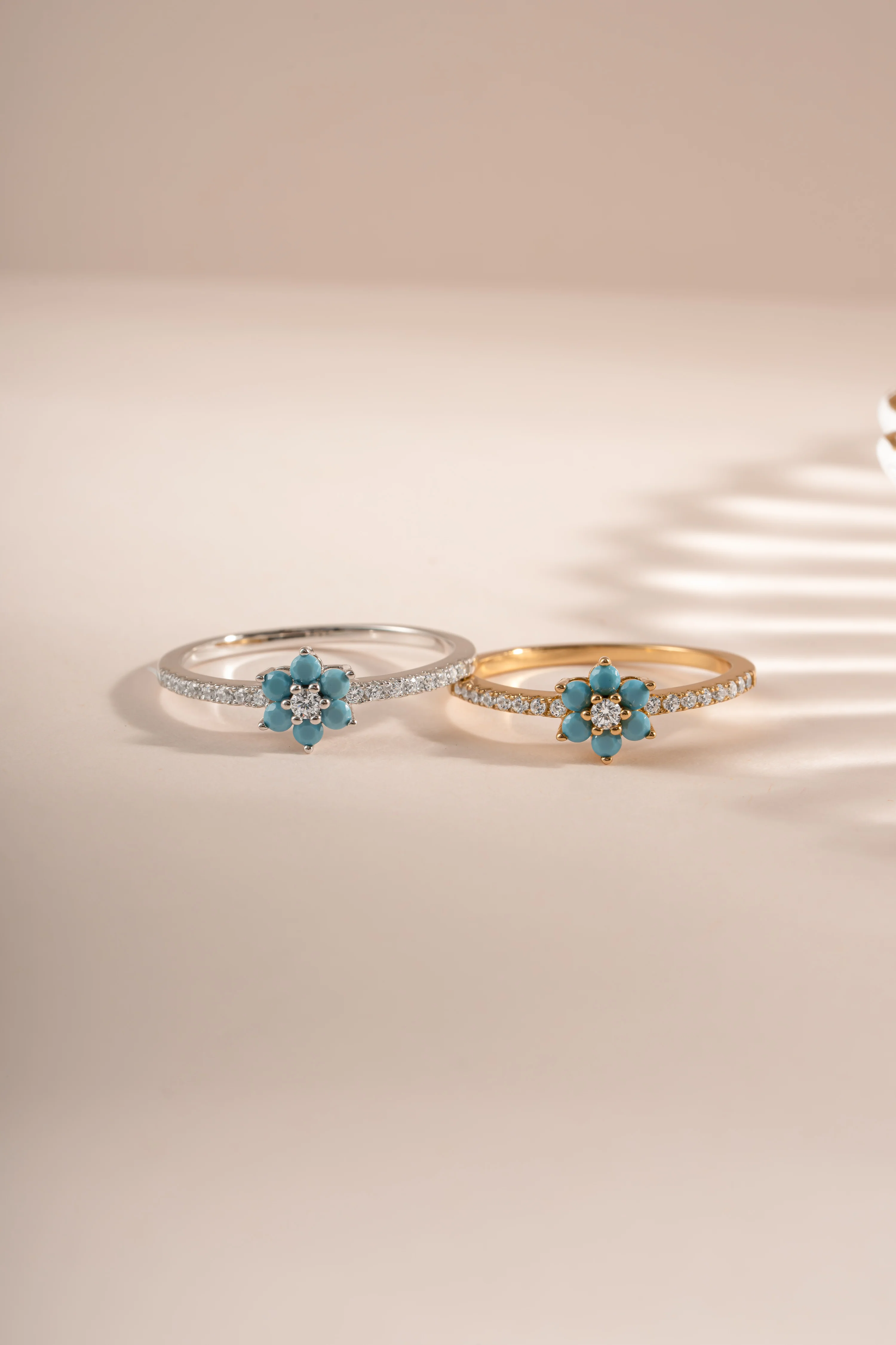 Turquoise Flower Ring - Image 3