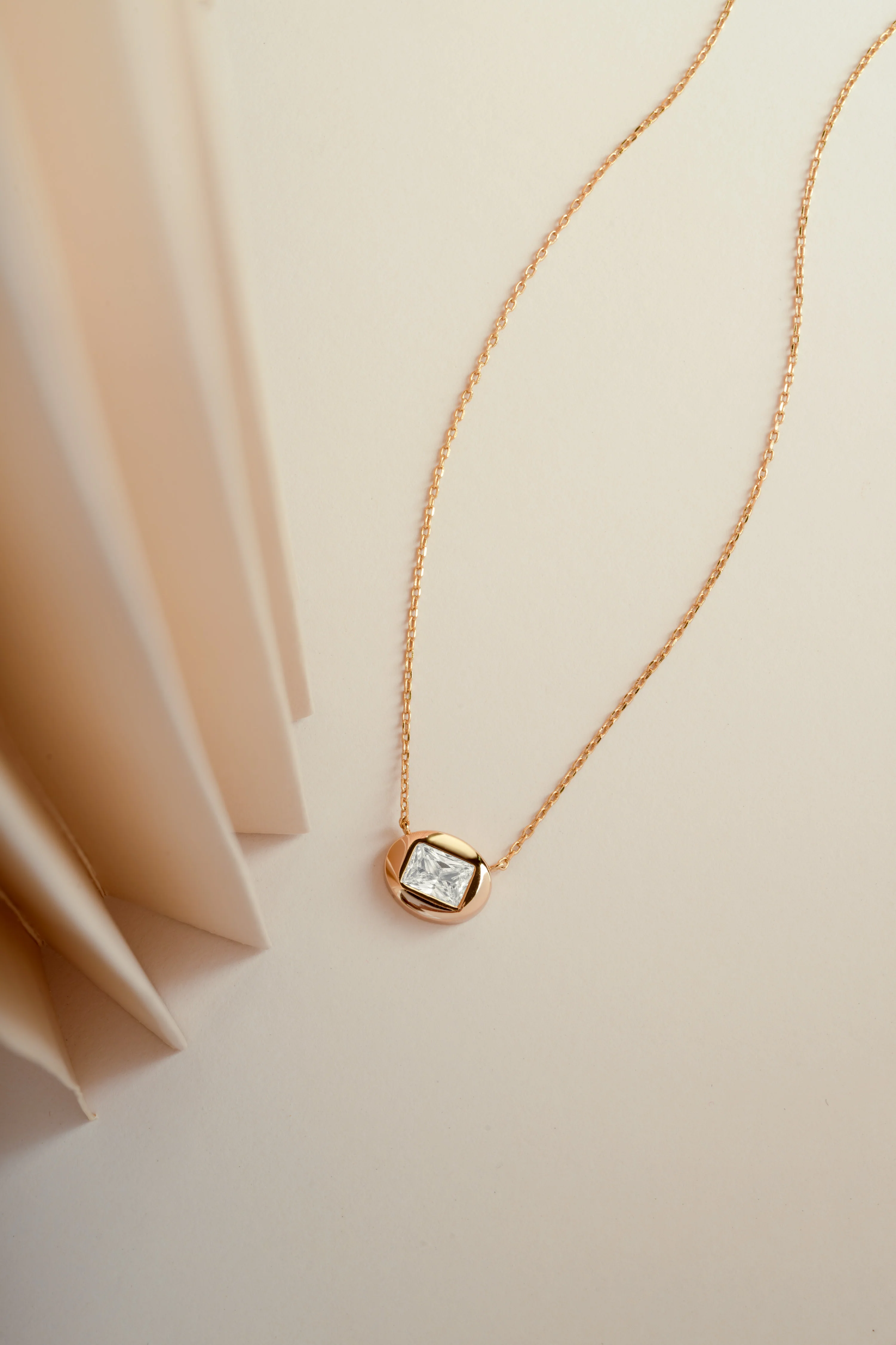 Valerie Bubble Bezel Necklace - Image 9