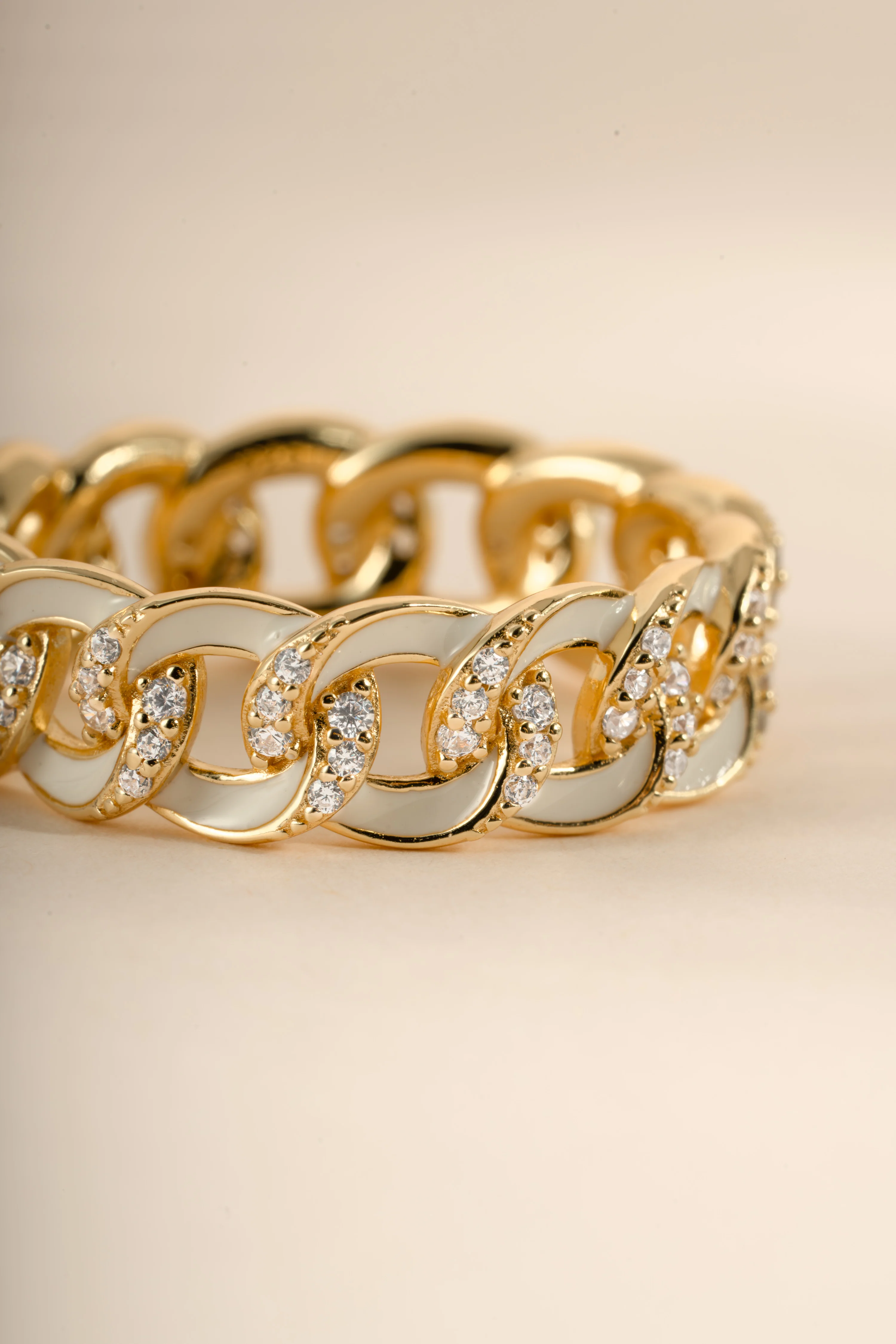 White Enamel Chain Ring - Image 5